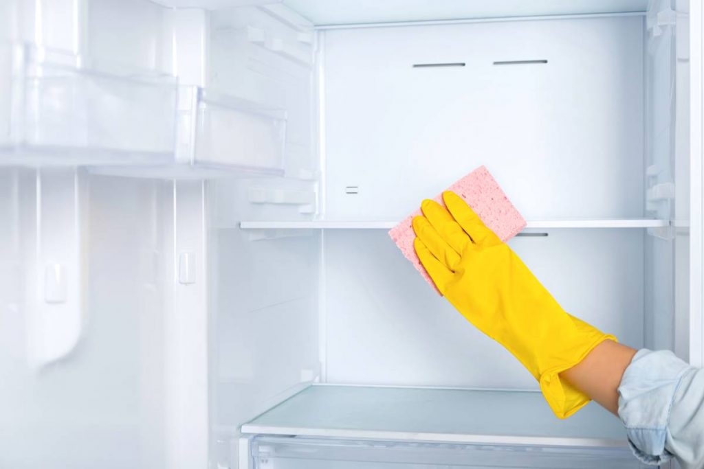 Buz Tutan Buzdolabı Nasıl Temizlenir?