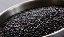 Siyah Pirinç Hangi Yemeklerde Kullanılır? Kalorisi, Faydaları ve Zararları